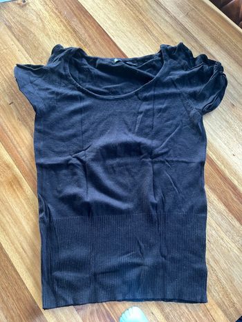 Pull fin épaule dénudées