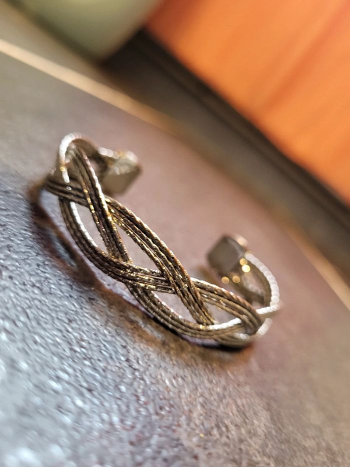 Bracrlet