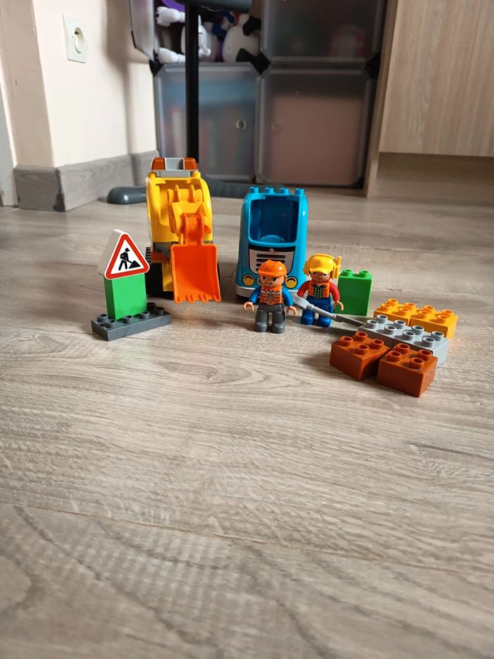 Lego Duplo véhicule de chantier 10812
