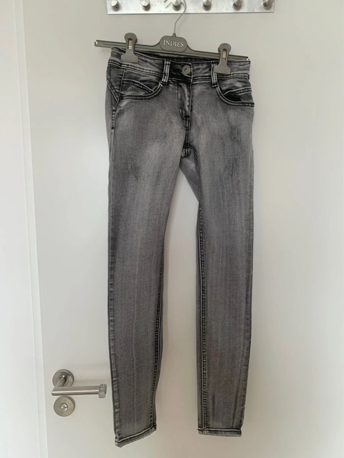 Jeans used Gémo taille 12 ans