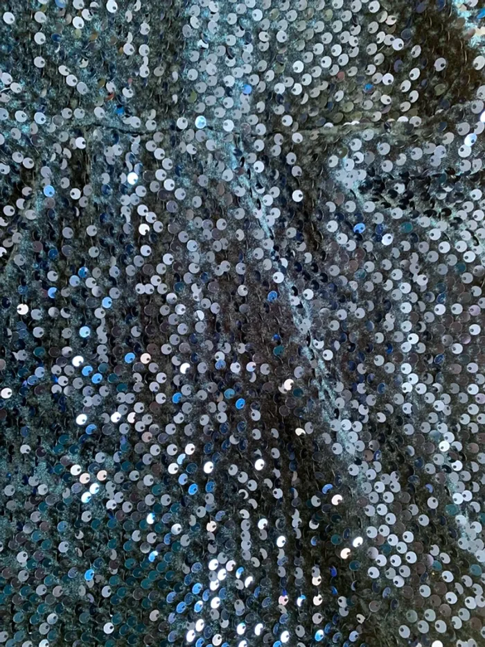 Jolie robe bleu paillettes à sequins bleu marine taille 4 ans kiabi - photo numéro 2