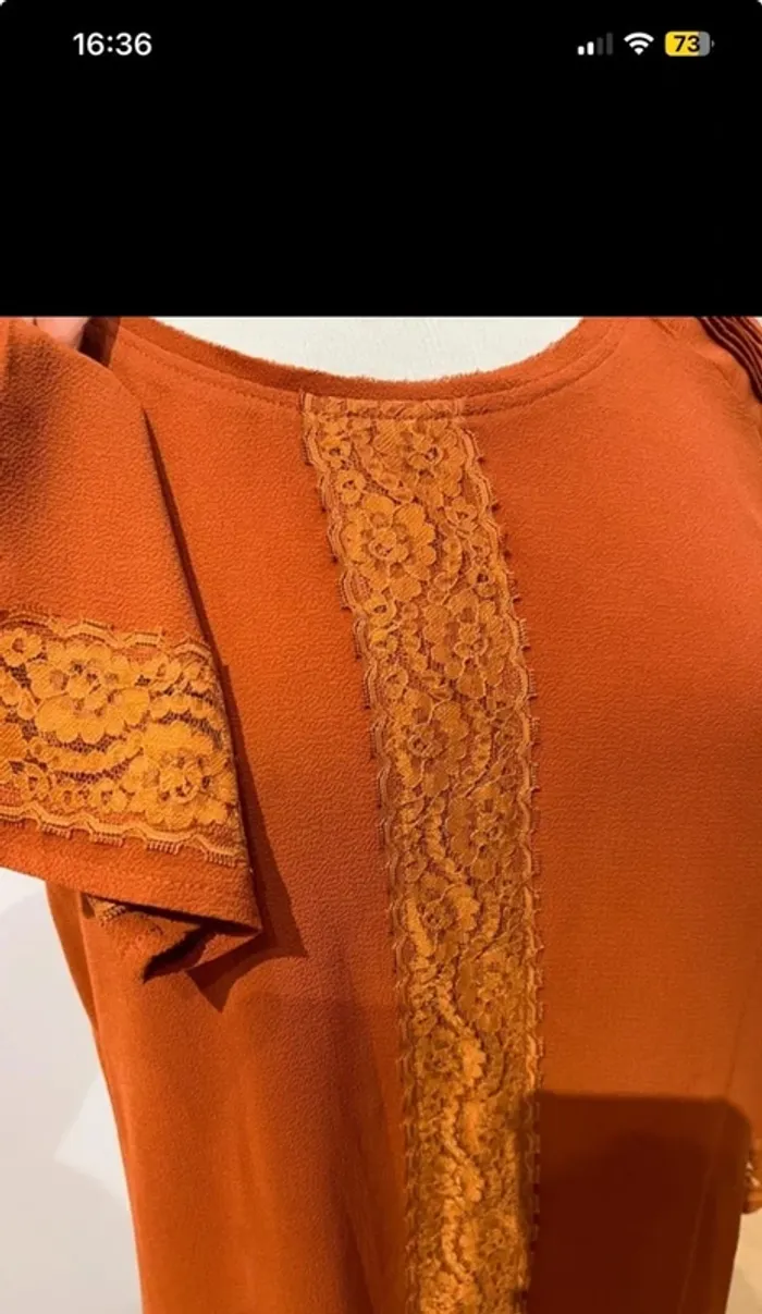 Superbe Blouse avec dentelle Akoz 🌸 M 38 - photo numéro 3