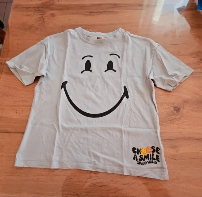 T-shirt garçon smiley h&m 6 ans