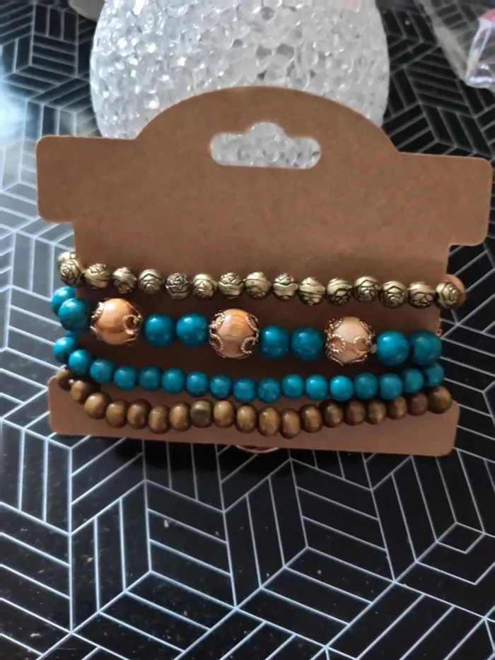 Lot de 4 bracelets - photo numéro 3