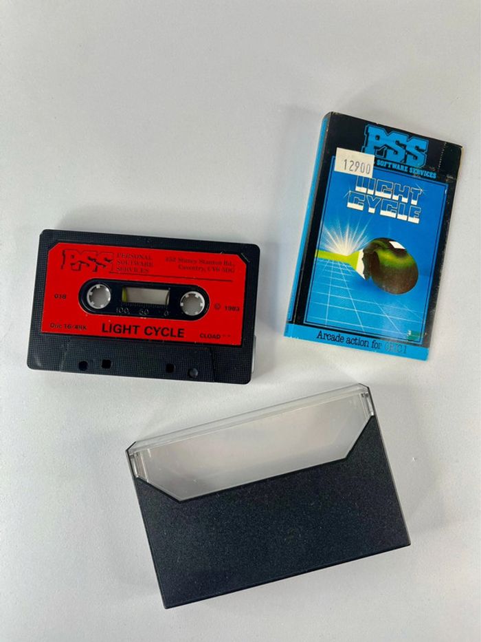 Jeu retro : Light Cycle - PSS Oric 1 - photo numéro 3