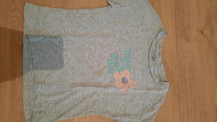 Lot de 2 t-shirts manche courte fille 5 ans - photo numéro 7