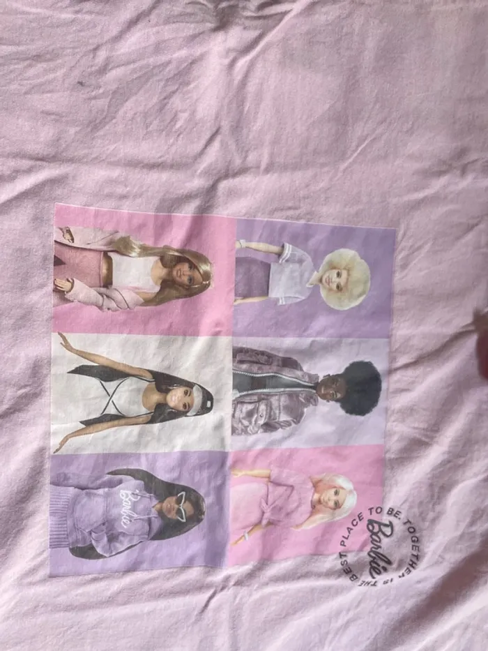 Tee shirt barbie fille 9/10 ans - photo numéro 2