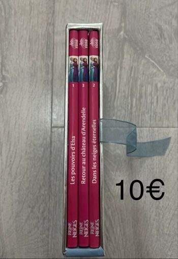 Coffret de 3 livres «  la reine des neiges »