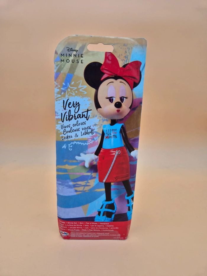 disney Poupée Minnie Mouse "Very Vibrant" Look Flashy & T-shirt Stylé - photo numéro 3
