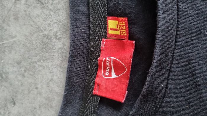 T-shirt Ducati Taille S - photo numéro 3