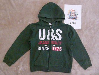 Veste zippée verte 6 ans (n°11)