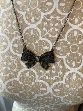 Collier noeud