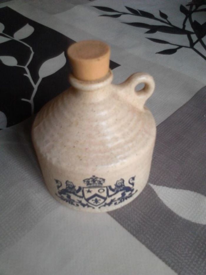 Pot en verre collection avon