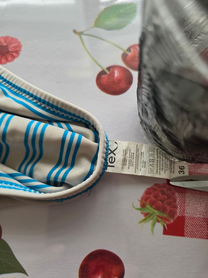 MAILLOT BAIN FILLE 👧 RAYÉ BLEU TURQUOISE/BLANC TAILLE 36 MARQUE TEX - photo numéro 7