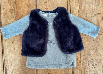 Ensemble robe pull + gilet 6 mois