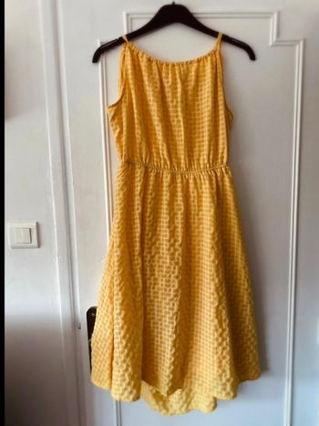 Robe midi sans manches dos nu jaune taille 46 Creeks