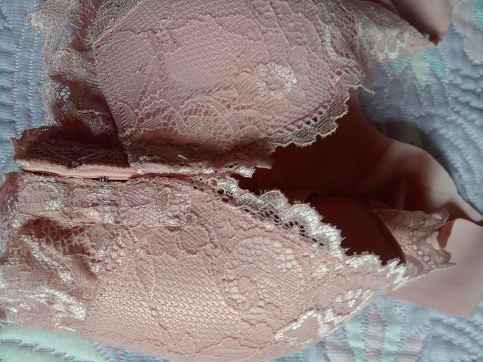 Soutien gorge rose neuf - photo numéro 2