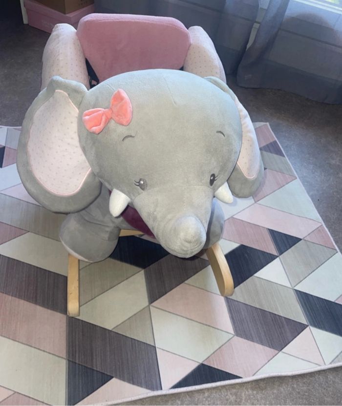 Éléphant à Bascule - photo numéro 2