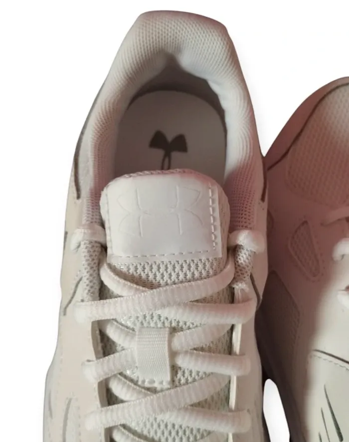 Baskets under armour neuves taille 36,5 - photo numéro 6