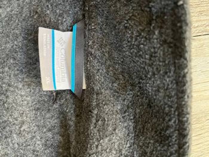 Polaire Columbia grise taille XL – chaude, légère et confortable - photo numéro 9