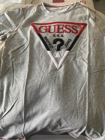 TEE shirt