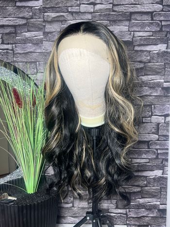 Perruque synthétique