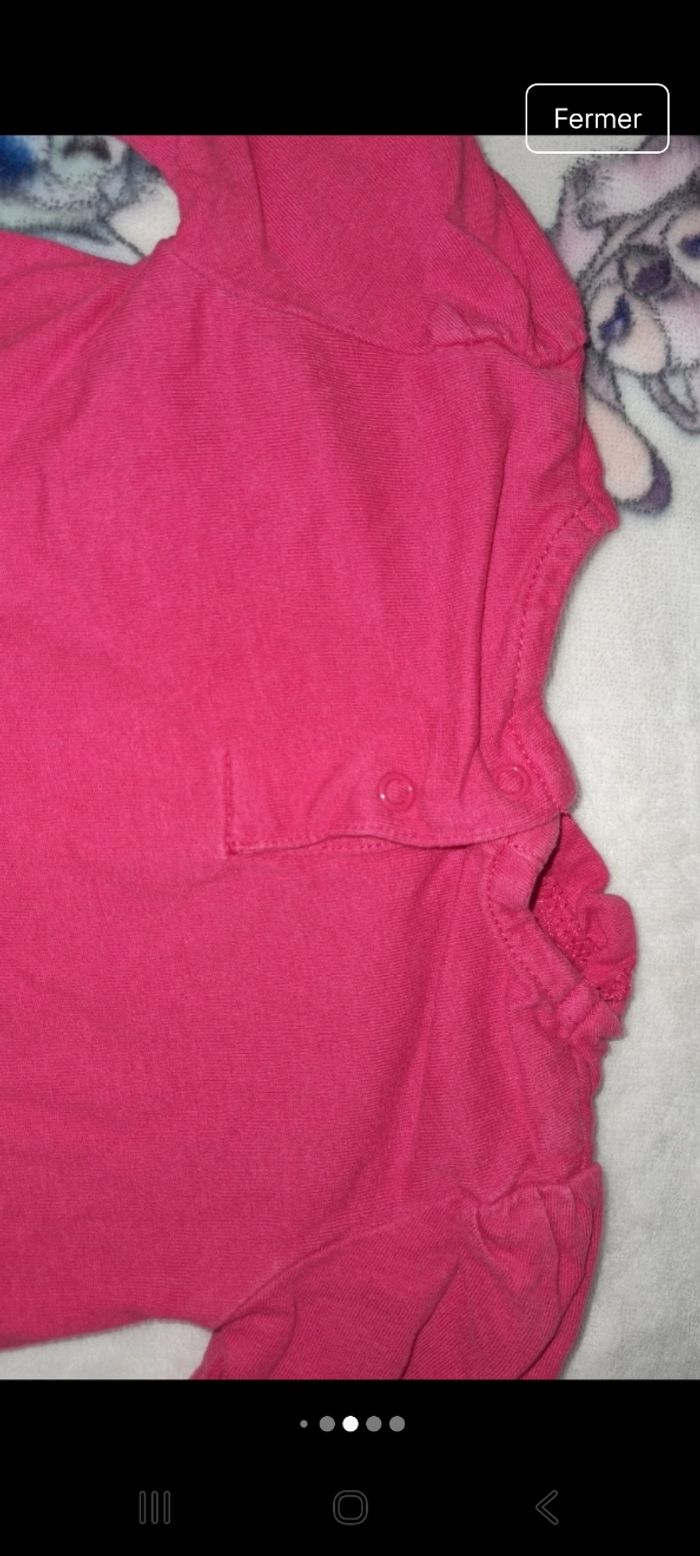 Tee-shirt manche longue 6 mois en très bon état - photo numéro 7