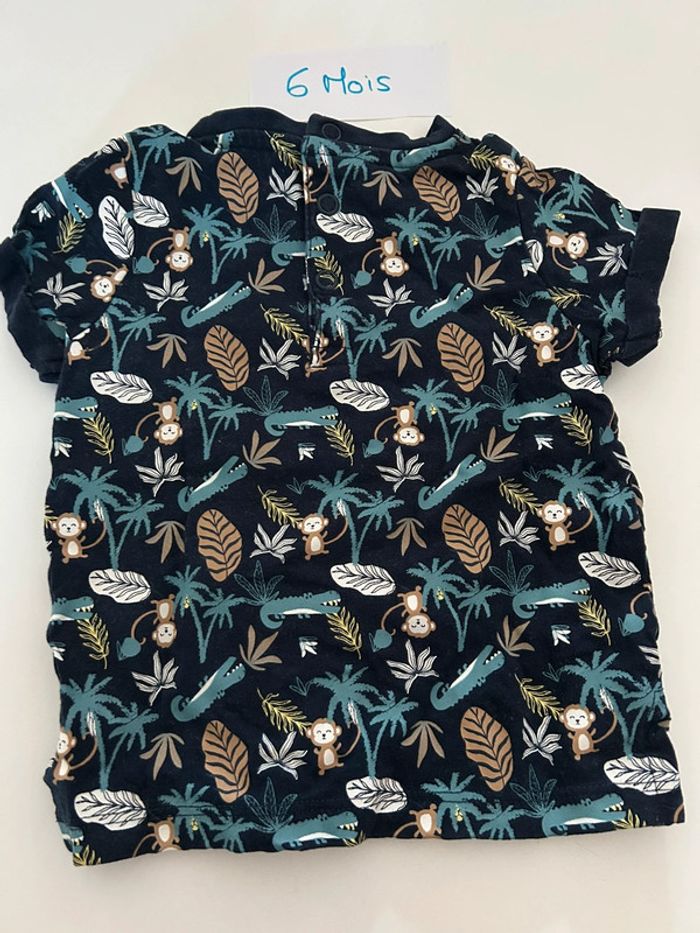 T-shirt taille 6 mois - photo numéro 2