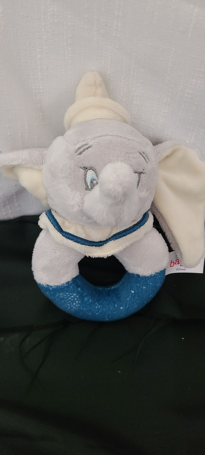 Peluche hochet éléphant DISNEY BABY Dumbo gris bleu grelot - photo numéro 2