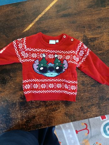 Pull de noel stitch 9 mois