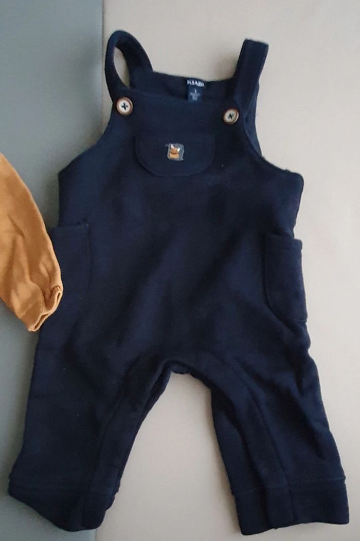 Joli enemble salopette et pull 6 mois - photo numéro 3