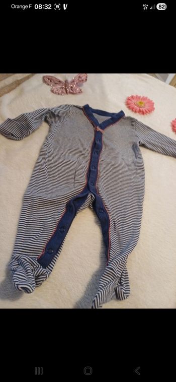 Pyjama bébé taille 3 mois