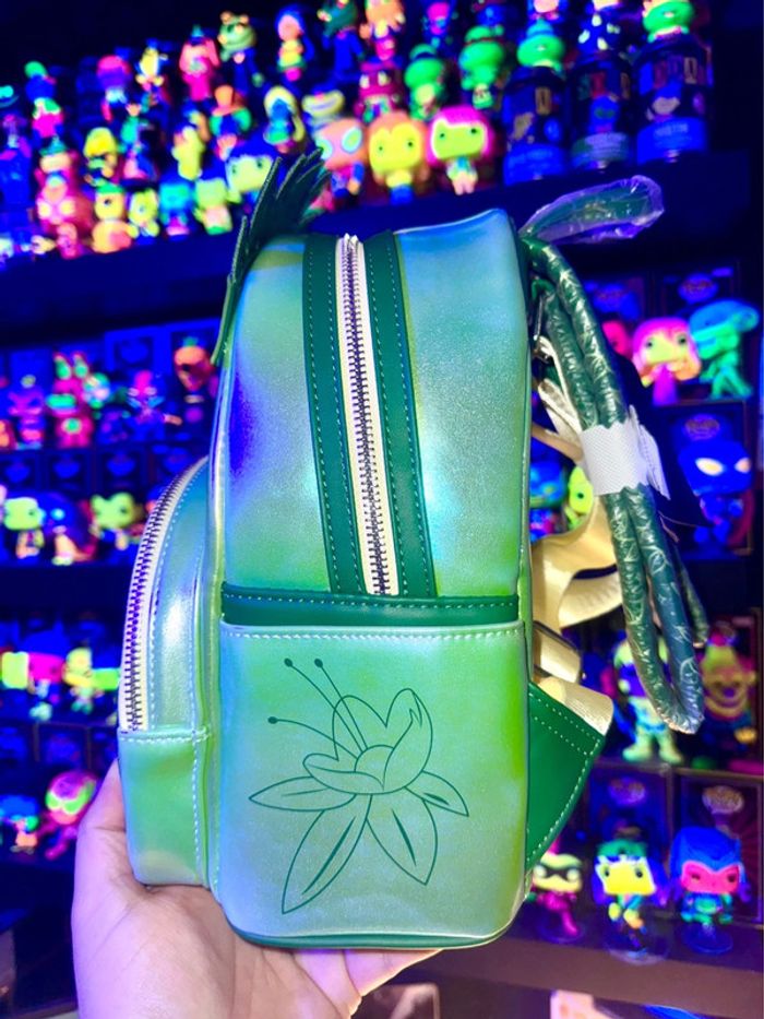 Loungefly Disney Princess Tiana Shiny - photo numéro 4