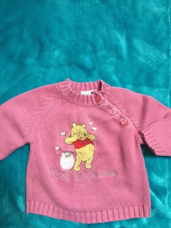 pull disney 6 mois tbe (coton) je pense