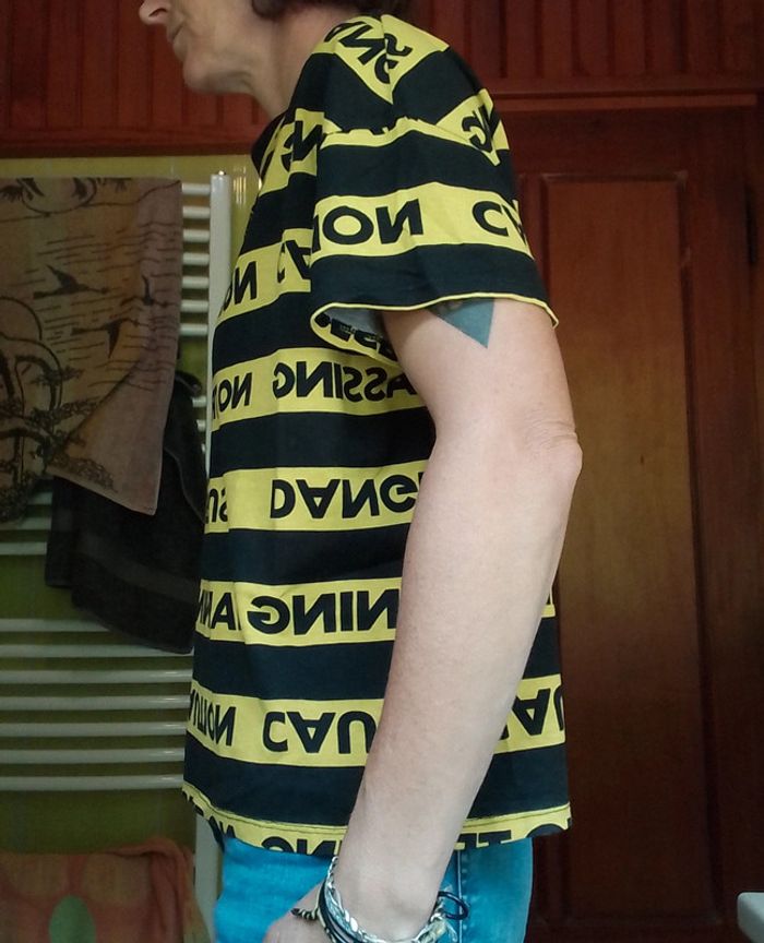 T-shirt femme jaune et noir Zara trafaluc Halloween - photo numéro 5