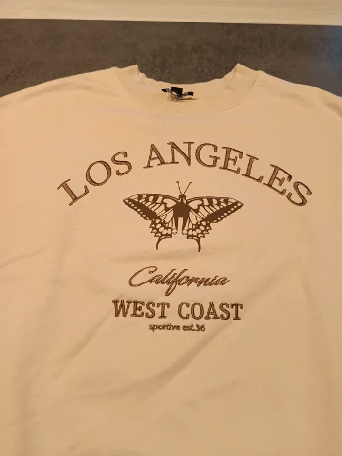 Vends sweat Kiabi los Angeles taille XXS 12 ans. - photo numéro 2