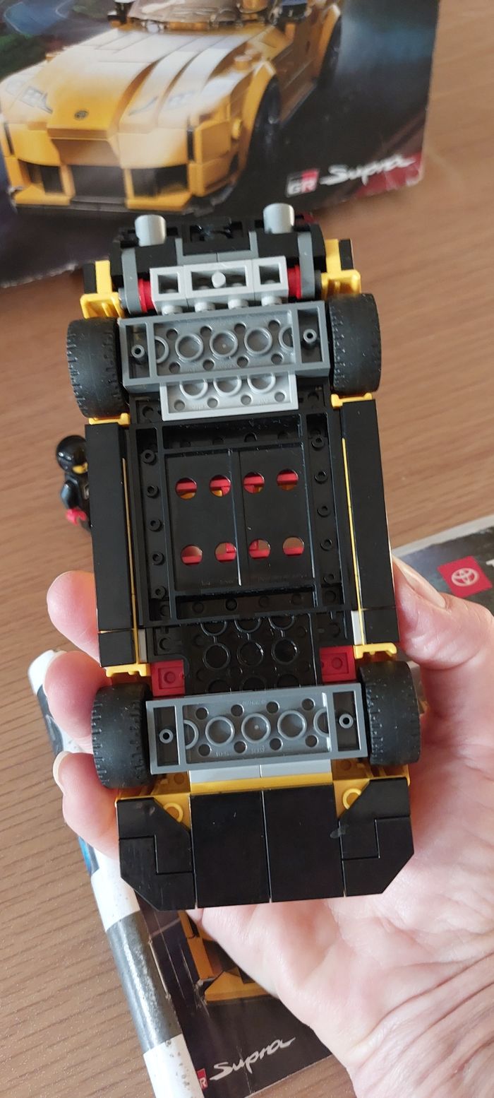 Lego Toyota Supra GR - photo numéro 2