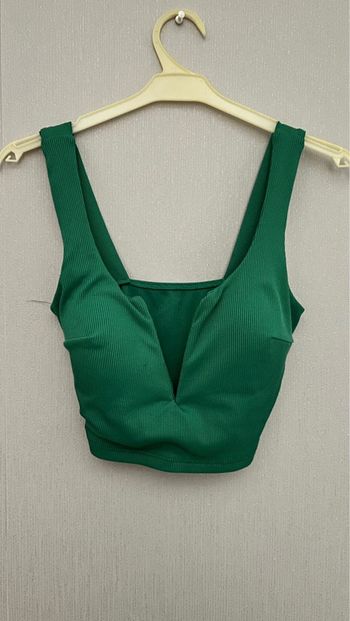 Top vert en V