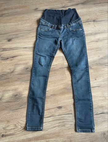 Jeans de grossesse