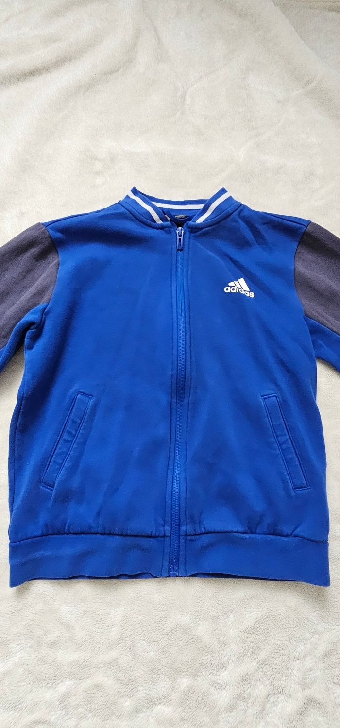 Ensemble de Adidas enfant taille  9-10 ans - photo numéro 6