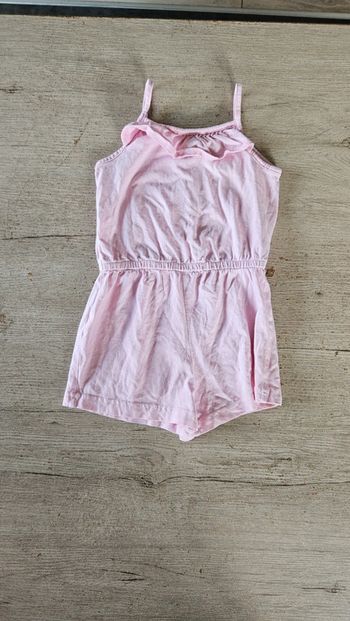 Combi short à bretelles rose clair, avec volant, Primark, 3/4 ans, nickel