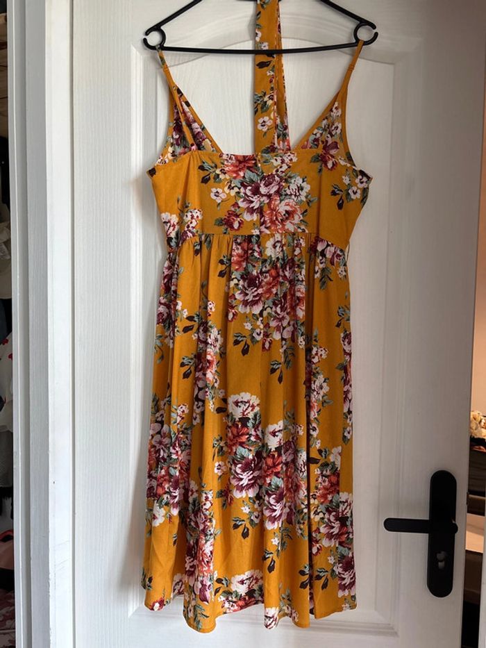 Robe fleurie jaune taille M + ceinture - photo numéro 6