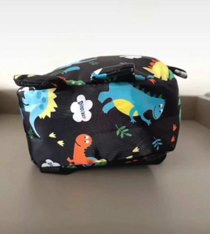 Mignon sac à dos avec dinosaures - photo numéro 4