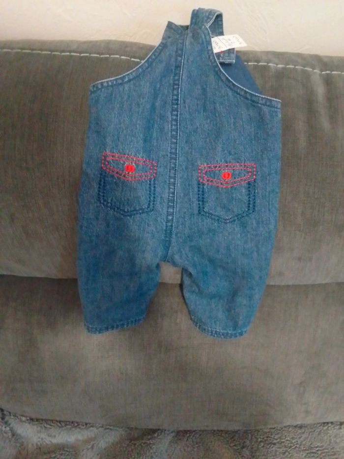 Salopette 3 mois - photo numéro 5