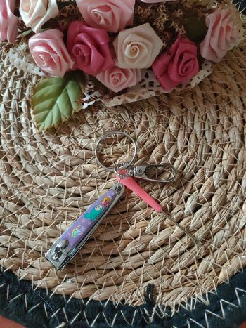 🌿Porté clé manucure🌿