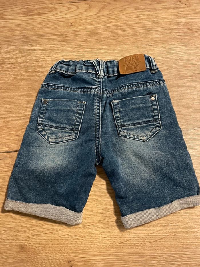 Short en jean 18 mois - photo numéro 3