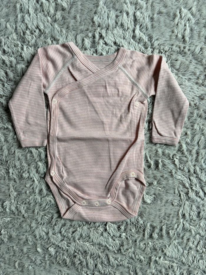 Lot de 4 bodies Petit Bateau - photo numéro 6