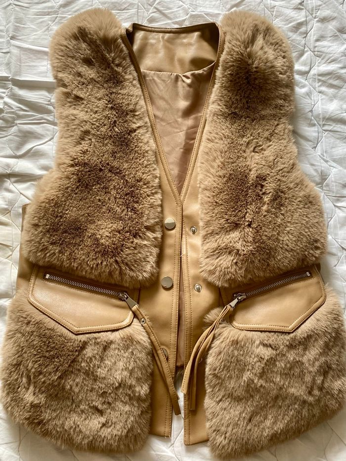 Gilet fausse fourrure neuf sans étiquette - photo numéro 4
