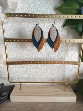 Boucles d’oreilles pendantes – Feuilles en simili cuir