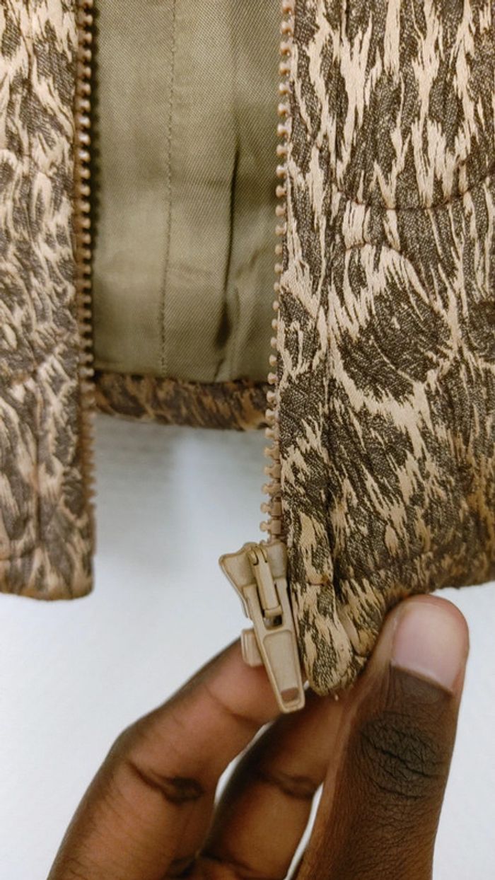 Très belle ensemble veste matelassé chaude imprimer doré style animal léopard en soie laine viscose - photo numéro 7